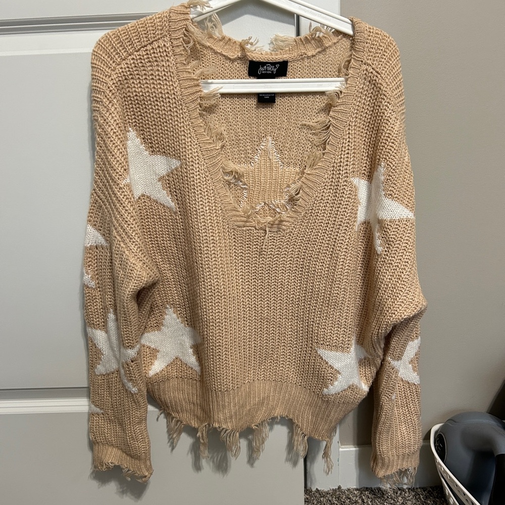 Star Pattern Off The Shoulder Sweater ⭐️